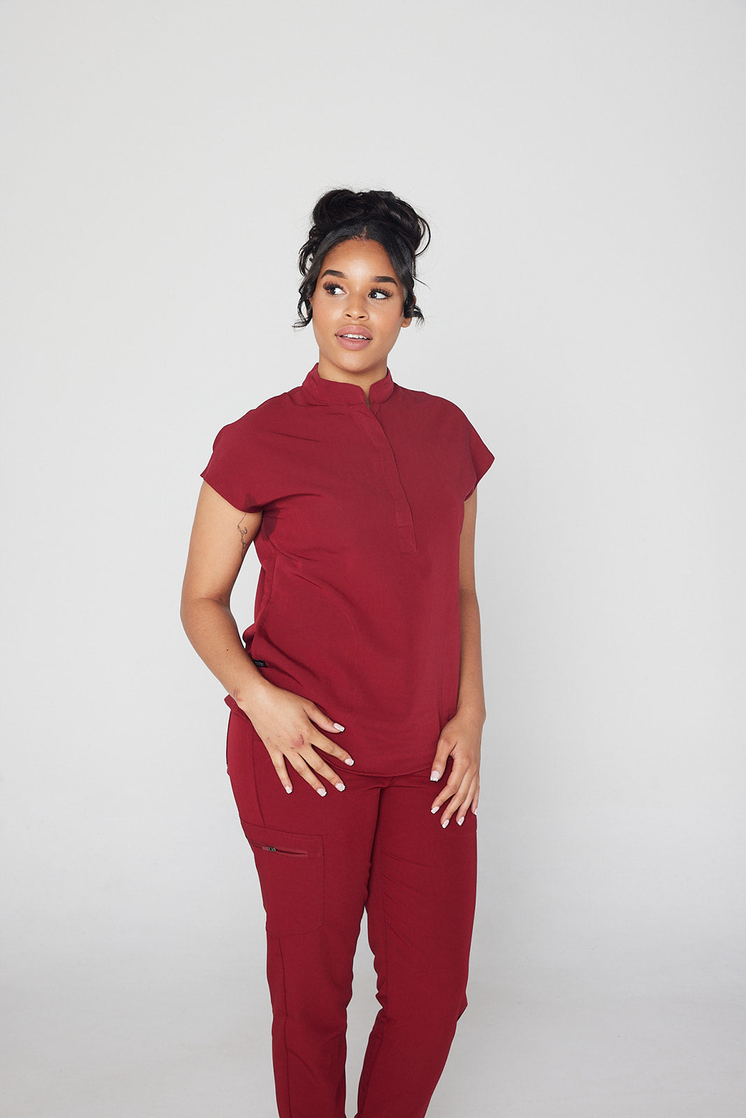 Y.A.V.A.R Female Collar Blouse Scrub Top